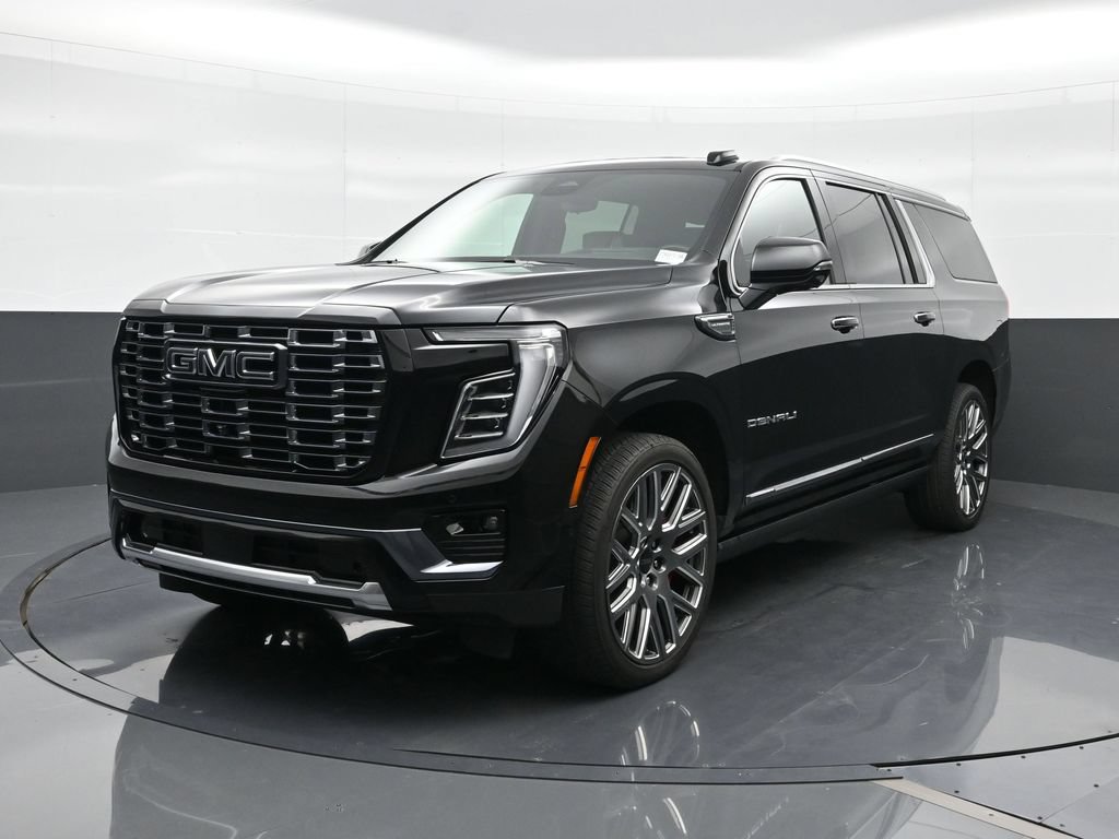Used 2025 GMC Yukon XL Denali Ultimate AWD/4WD image 1