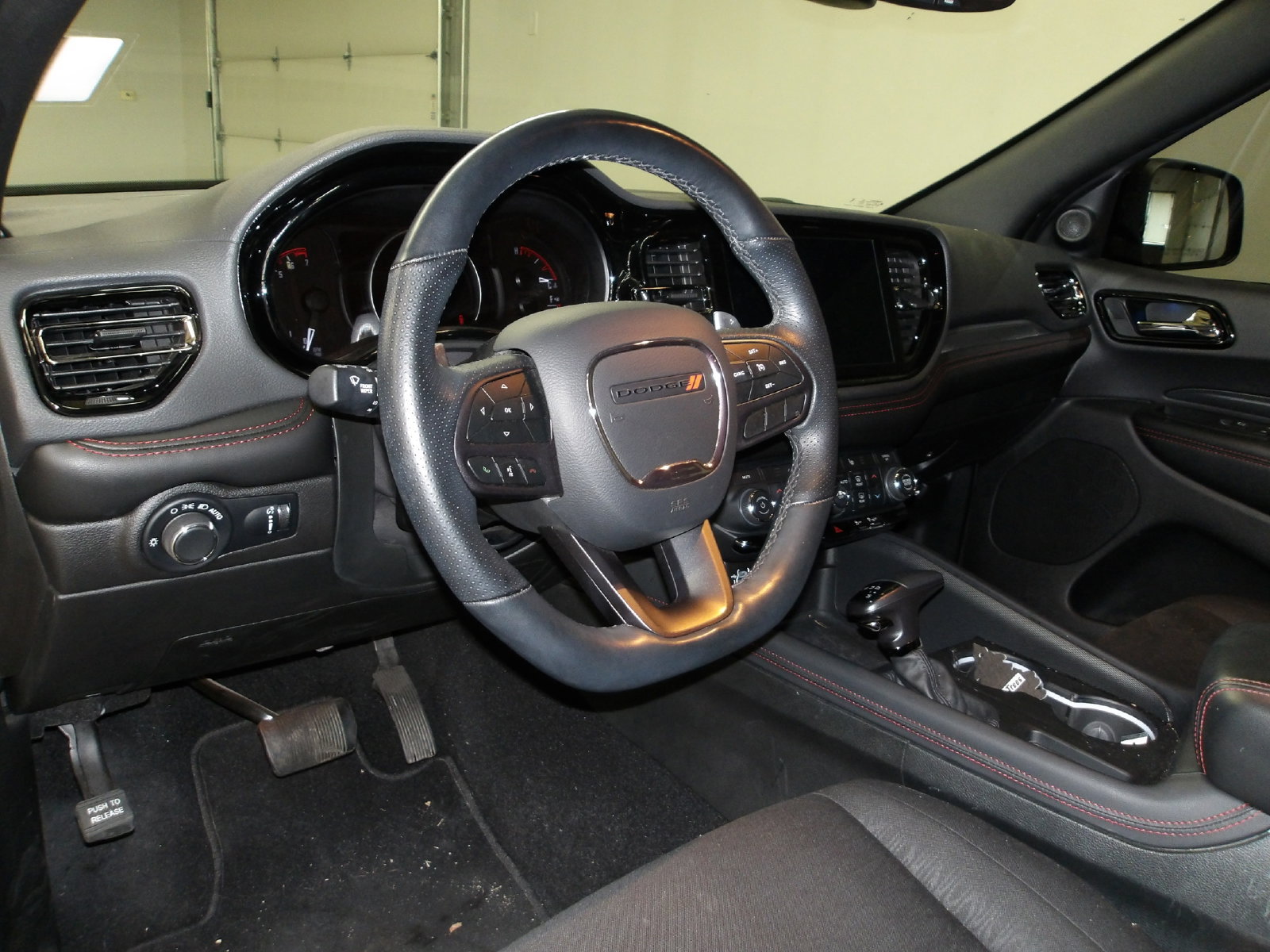 Used 2025 Dodge Durango GT AWD/4WD image 10