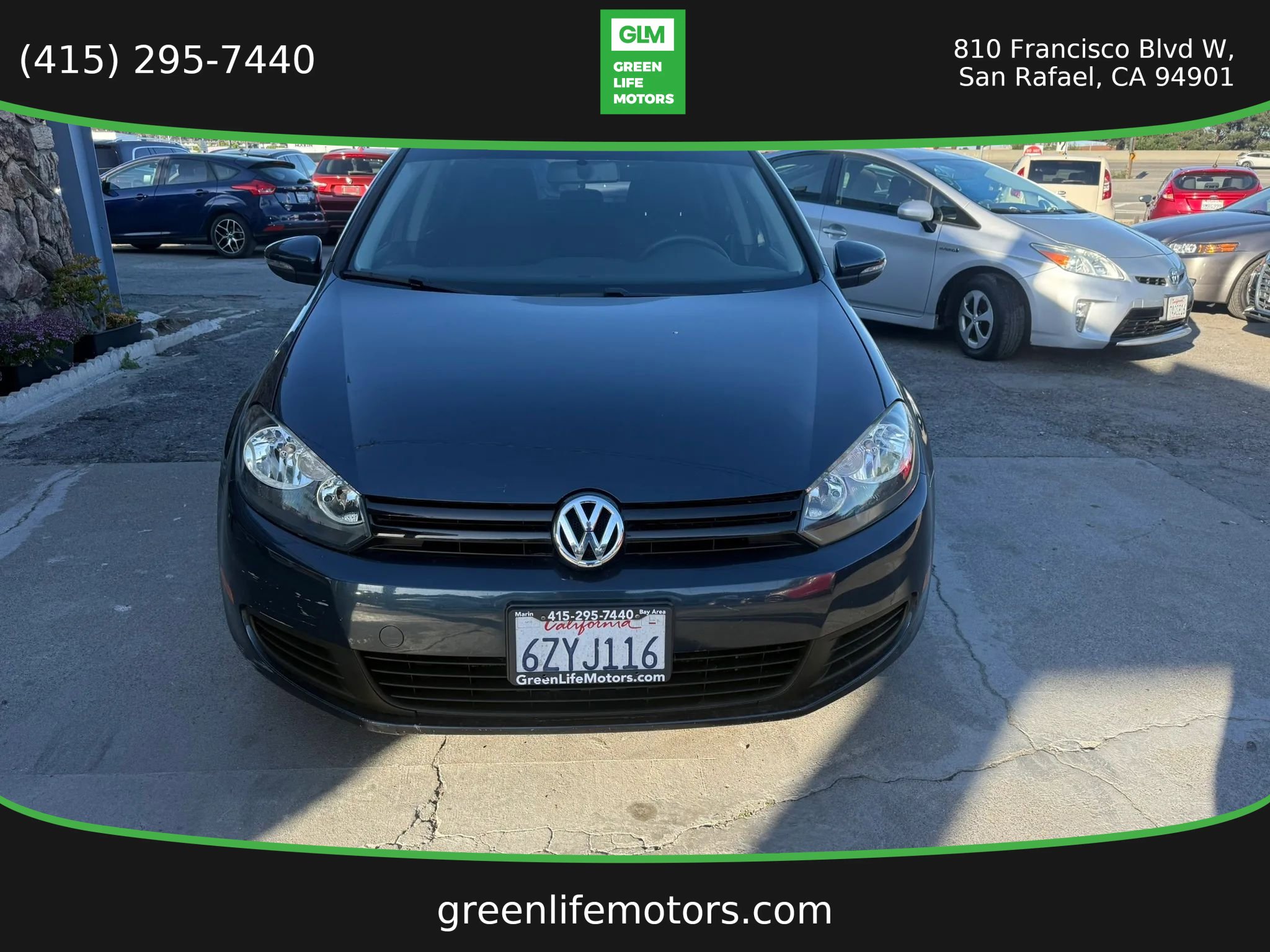 Used 2013 Volkswagen Golf 4-Door FWD image 2