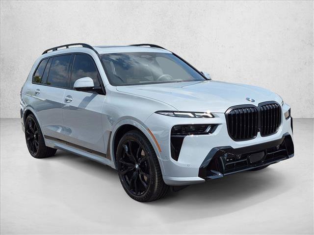 Used 2026 BMW X7 xDrive40i w/ M Sport Package AWD/4WD image 3
