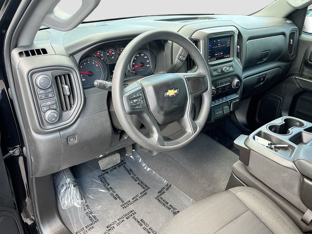 Used 2023 Chevrolet Silverado 1500 Custom AWD/4WD image 9