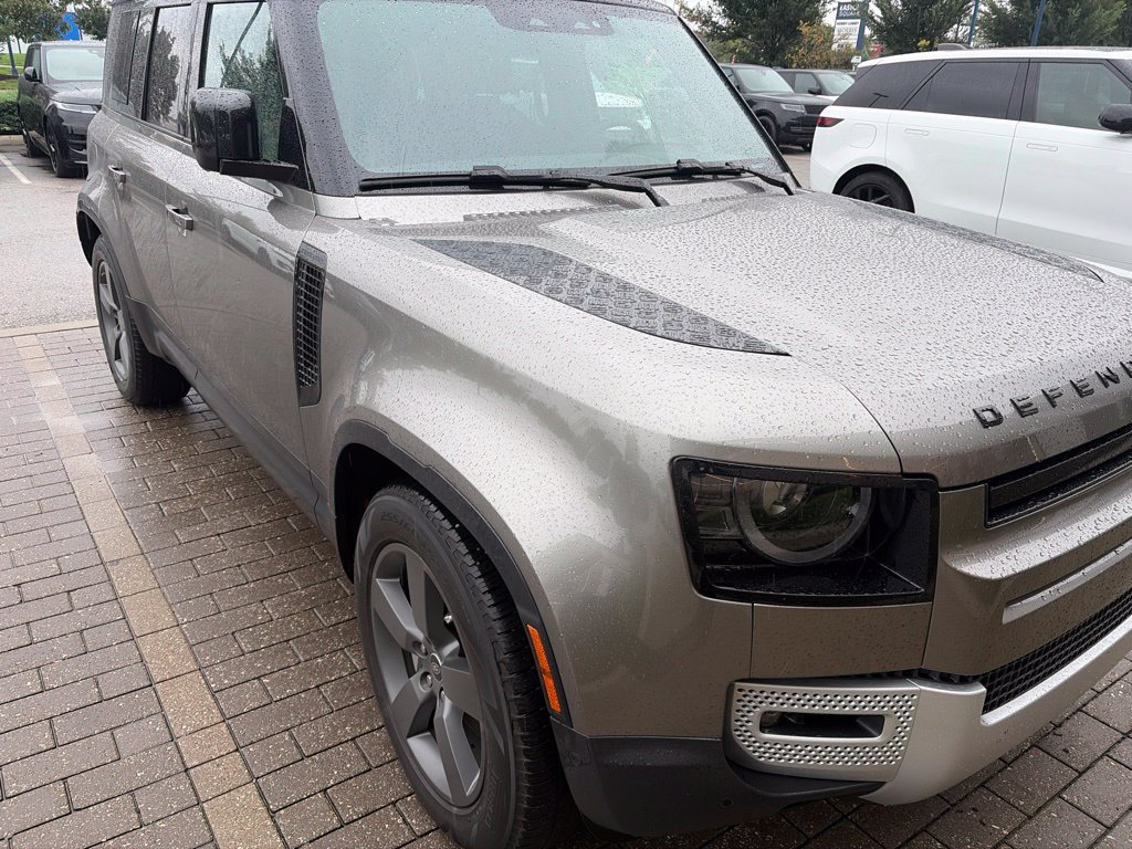 Certified 2025 Land Rover Defender 110 S AWD/4WD image 3