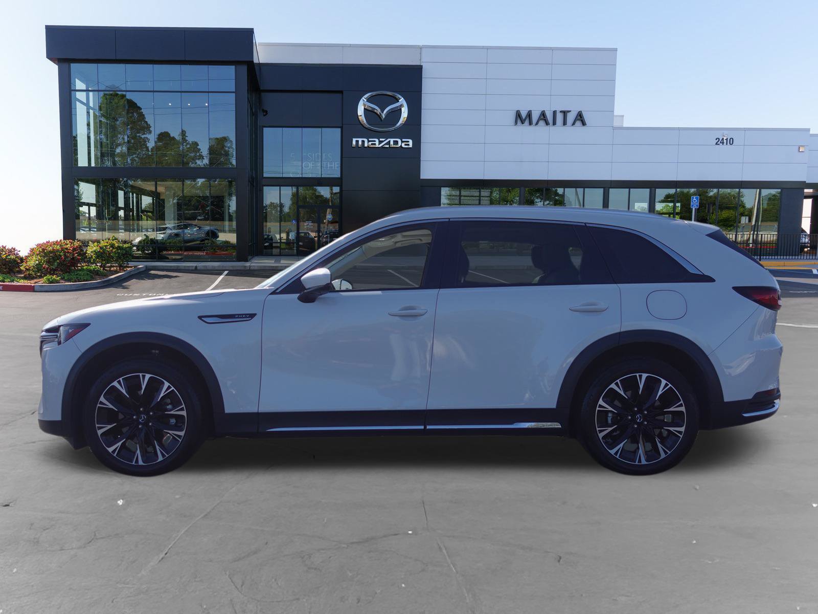 Certified 2024 MAZDA CX-90 Plug-In Hybrid w/ Premium Plus AWD/4WD image 8