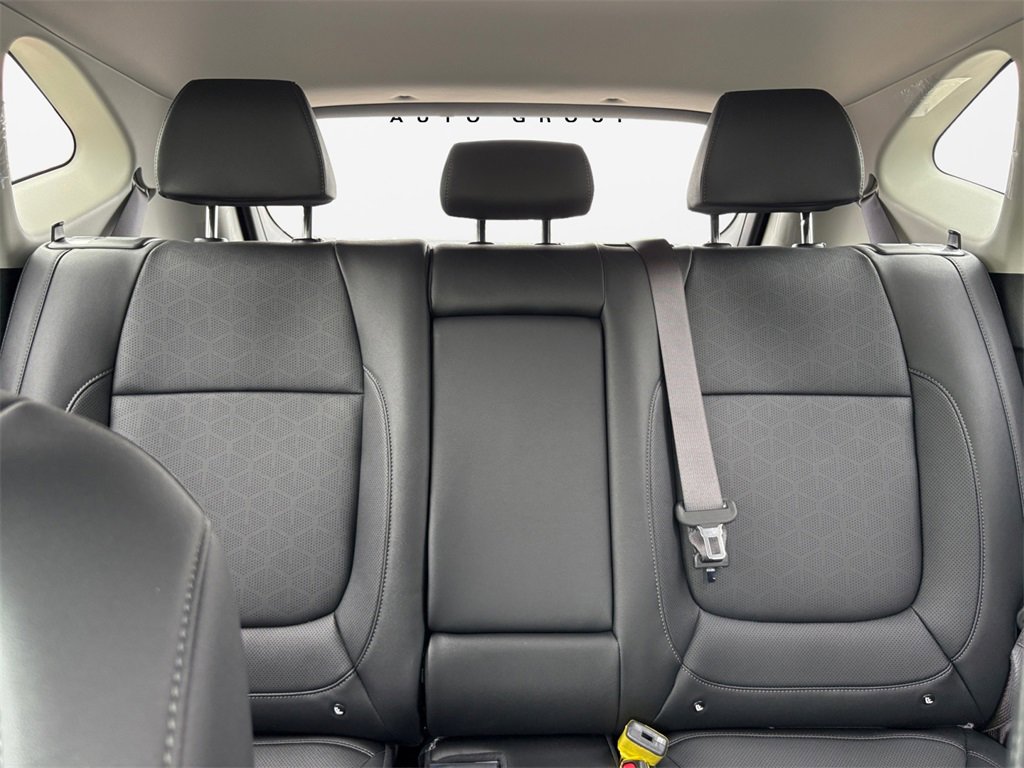 New 2025 Kia Seltos SX w/ SX Sunroof Package image 16