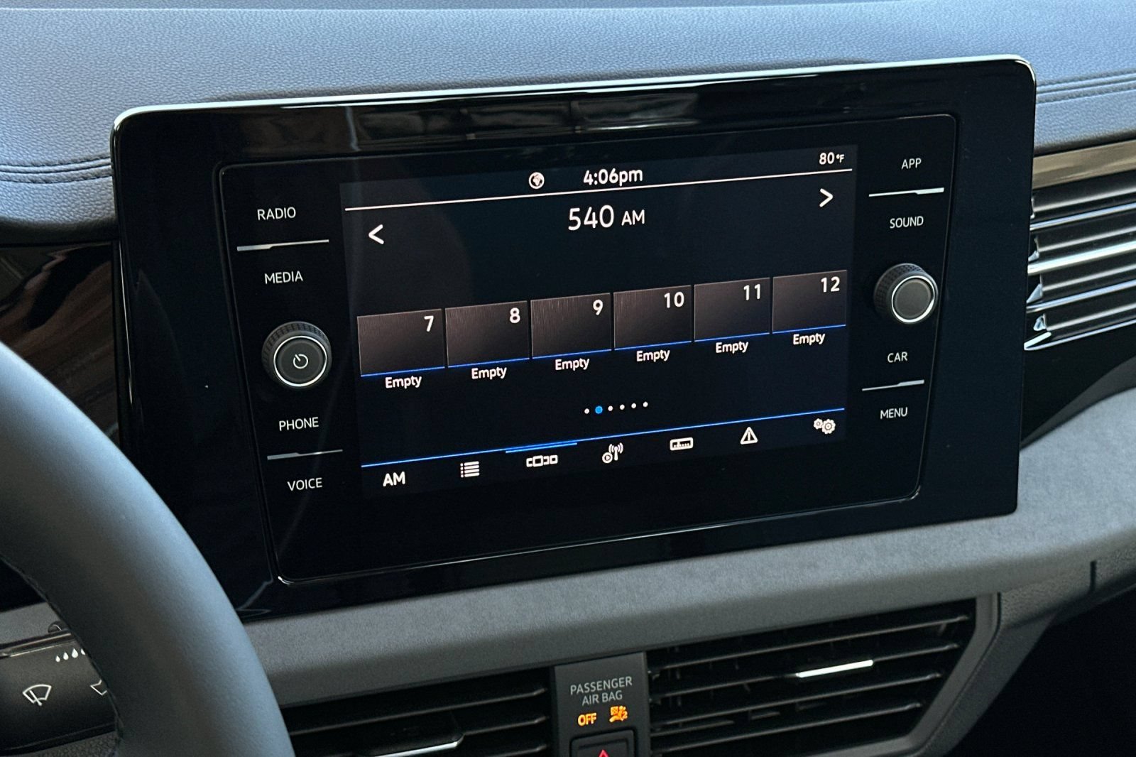 New 2026 Volkswagen Jetta SE FWD image 17