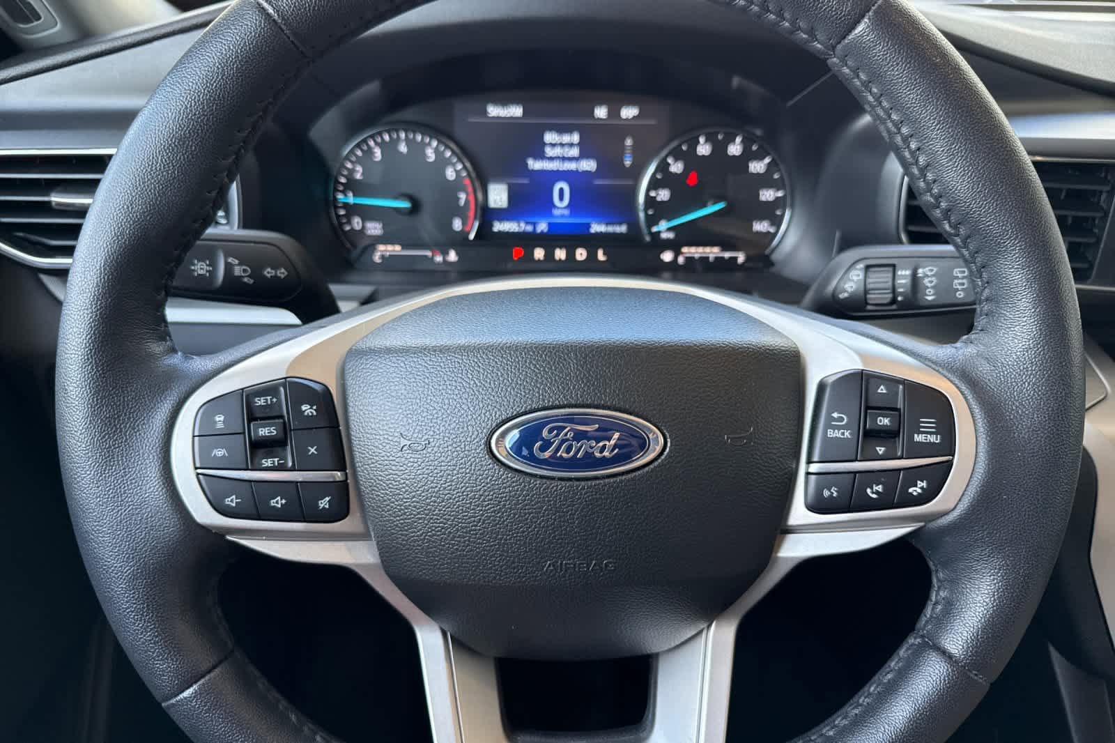 Used 2023 Ford Explorer XLT w/ Equipment Group 202A AWD/4WD image 27