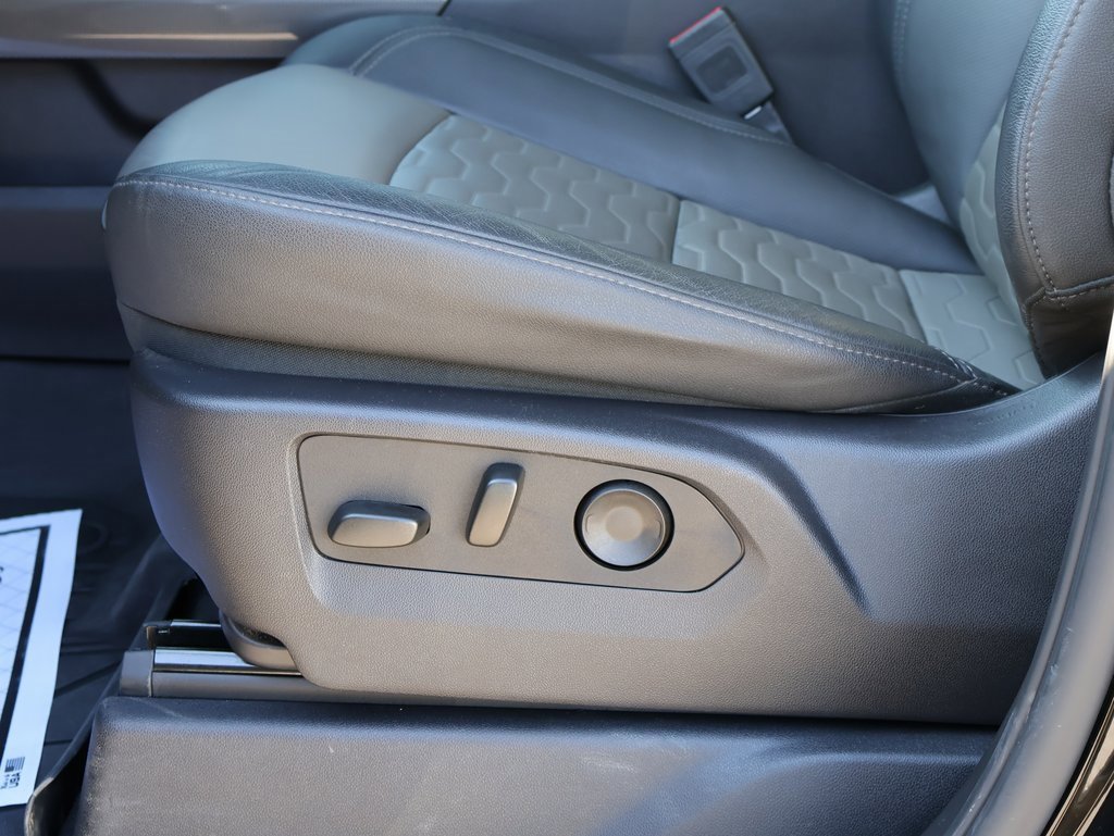 Used 2024 Chevrolet Silverado 1500 ZR2 image 23