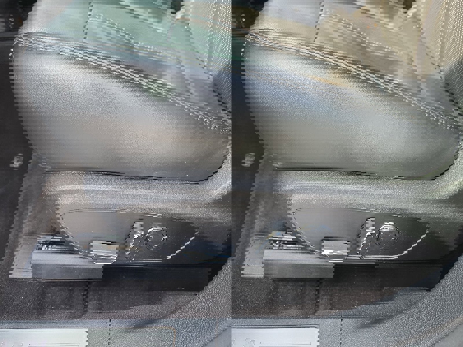 Used 2020 Lincoln MKZ Reserve w/ Elements Package image 12