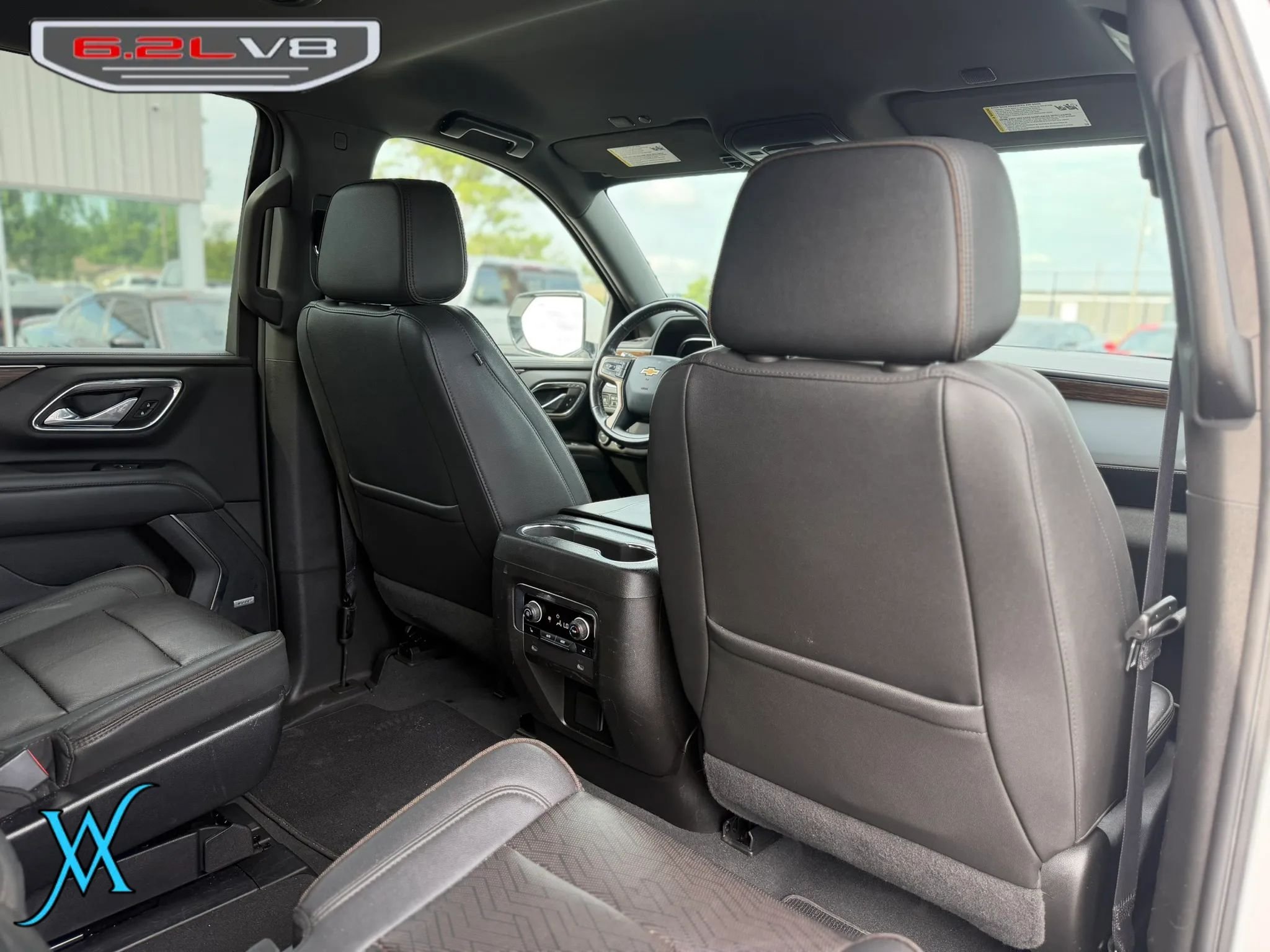 Used 2023 Chevrolet Tahoe High Country AWD/4WD image 19