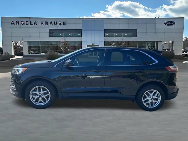 Used 2024 Ford Edge SEL w/ Convenience Package image 4