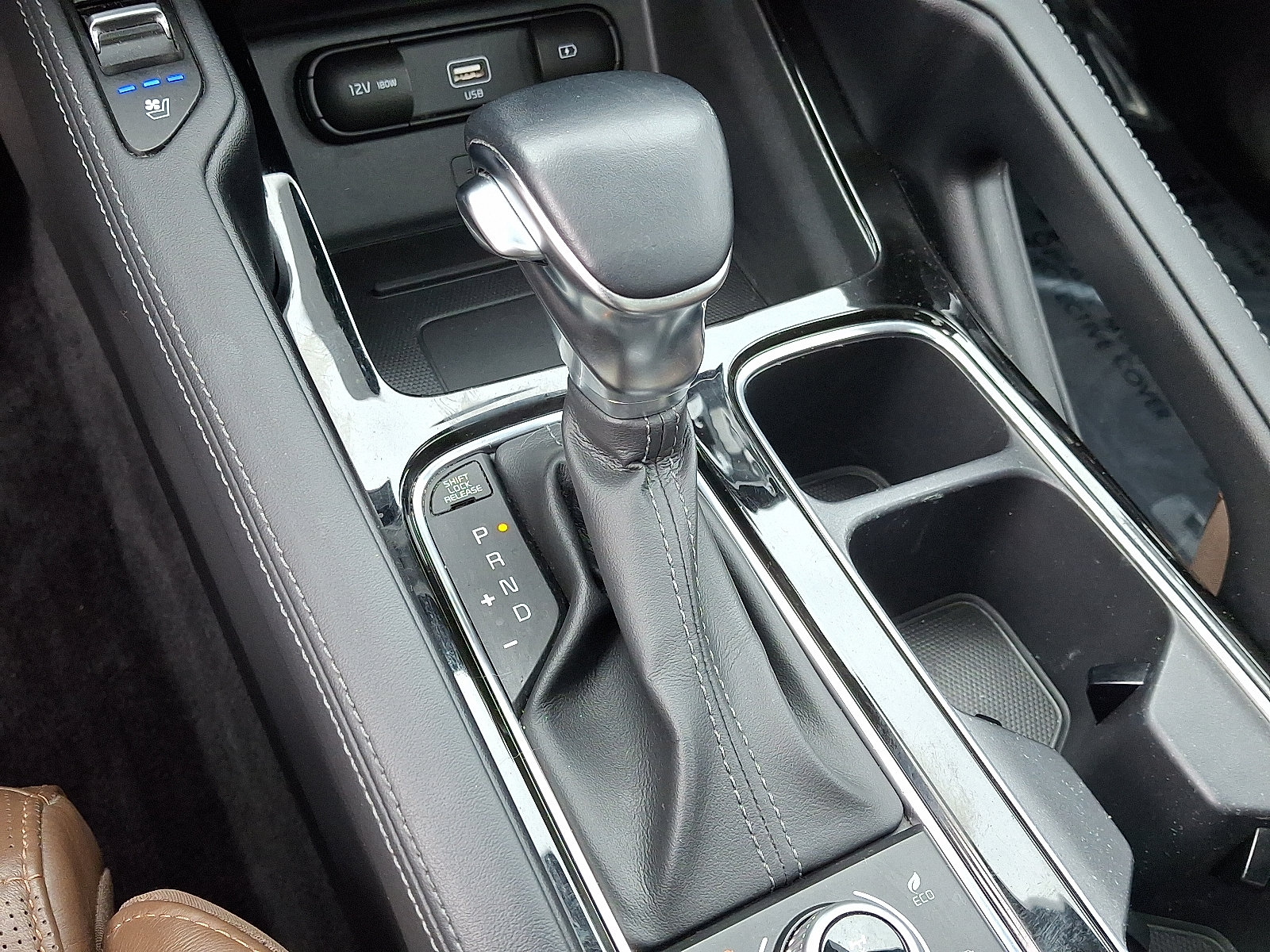Used 2020 Kia Telluride SX w/ SX Prestige Package AWD/4WD image 15