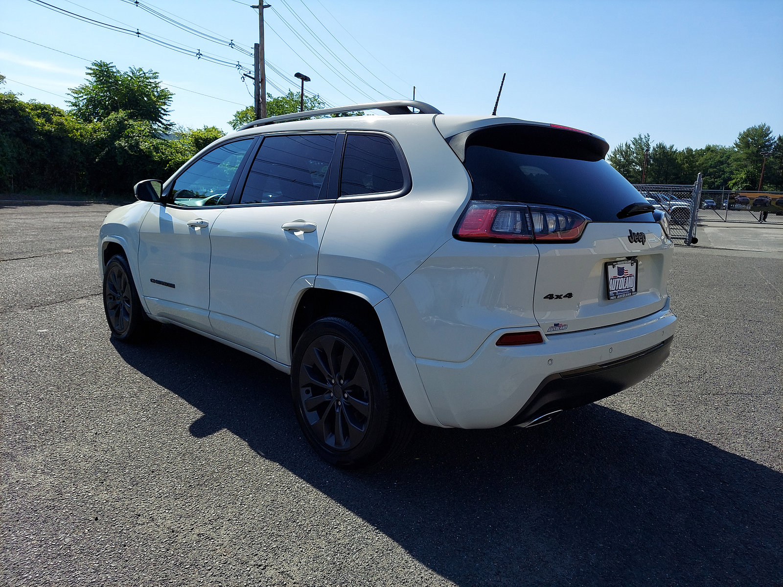 Used 2019 Jeep Cherokee High Altitude image 4