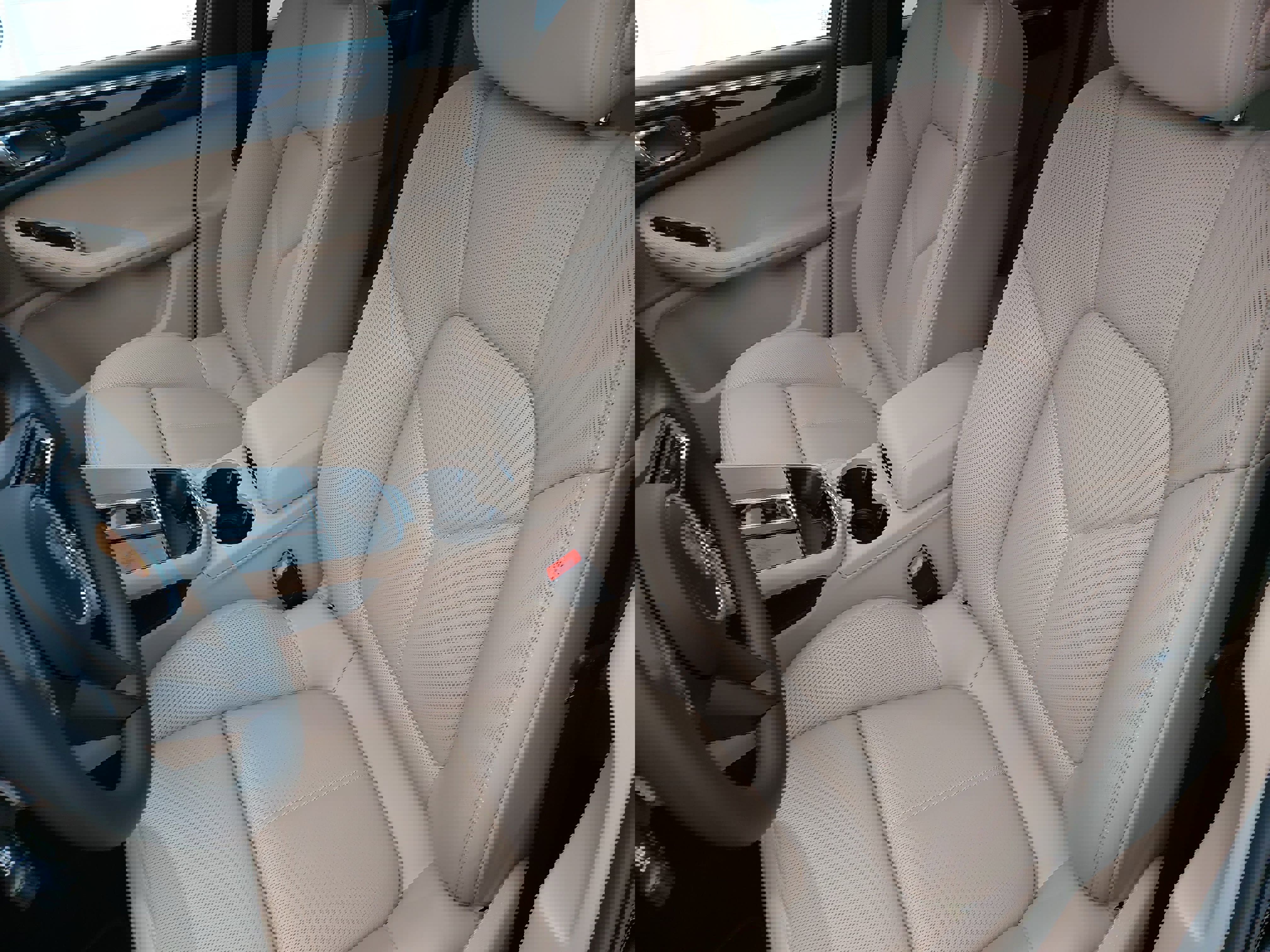 Certified 2026 Porsche Macan image 17