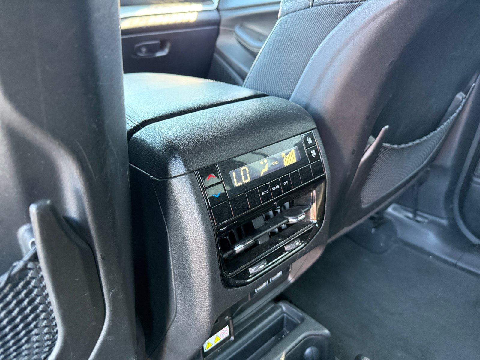 Used 2023 Jeep Grand Cherokee L Laredo AWD/4WD image 11