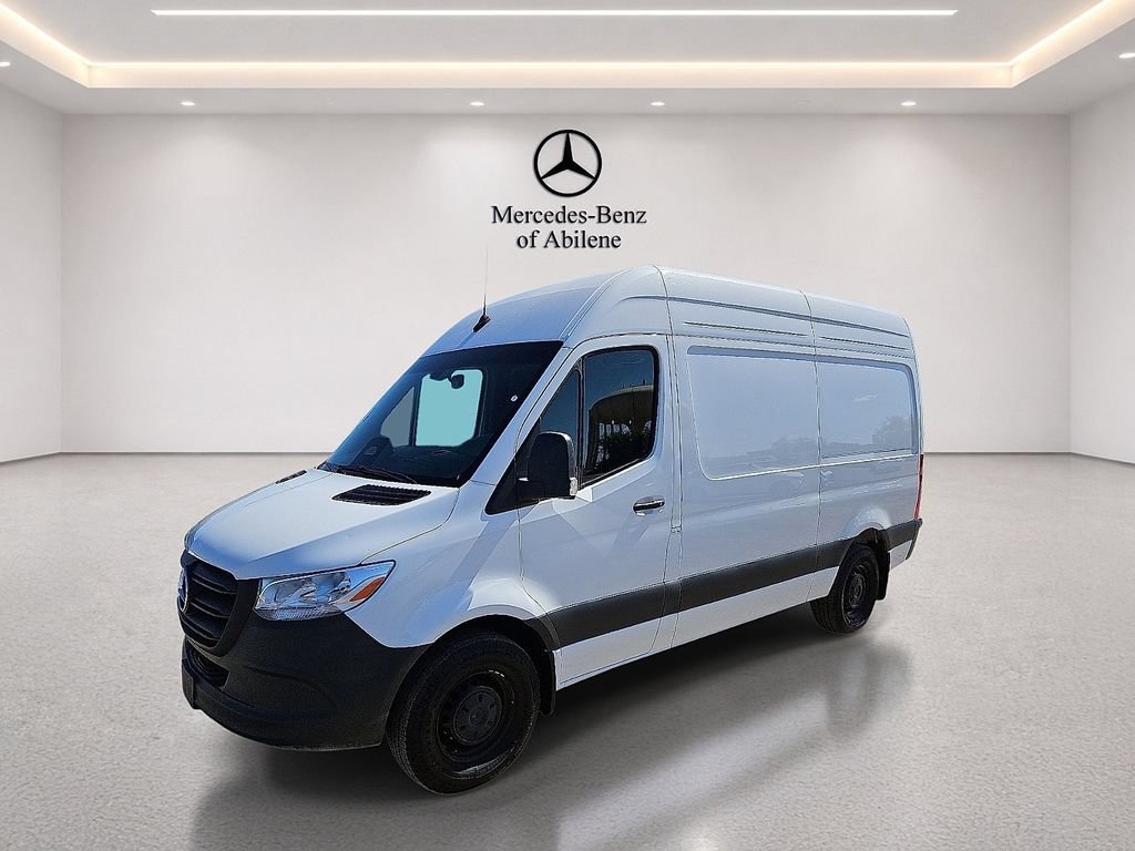 Used 2025 Mercedes-Benz Sprinter 2500 image 2