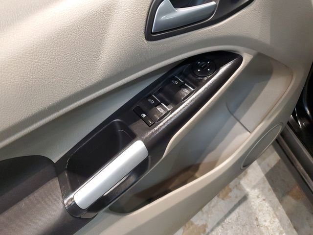 Used 2016 Ford Transit Connect XLT image 12