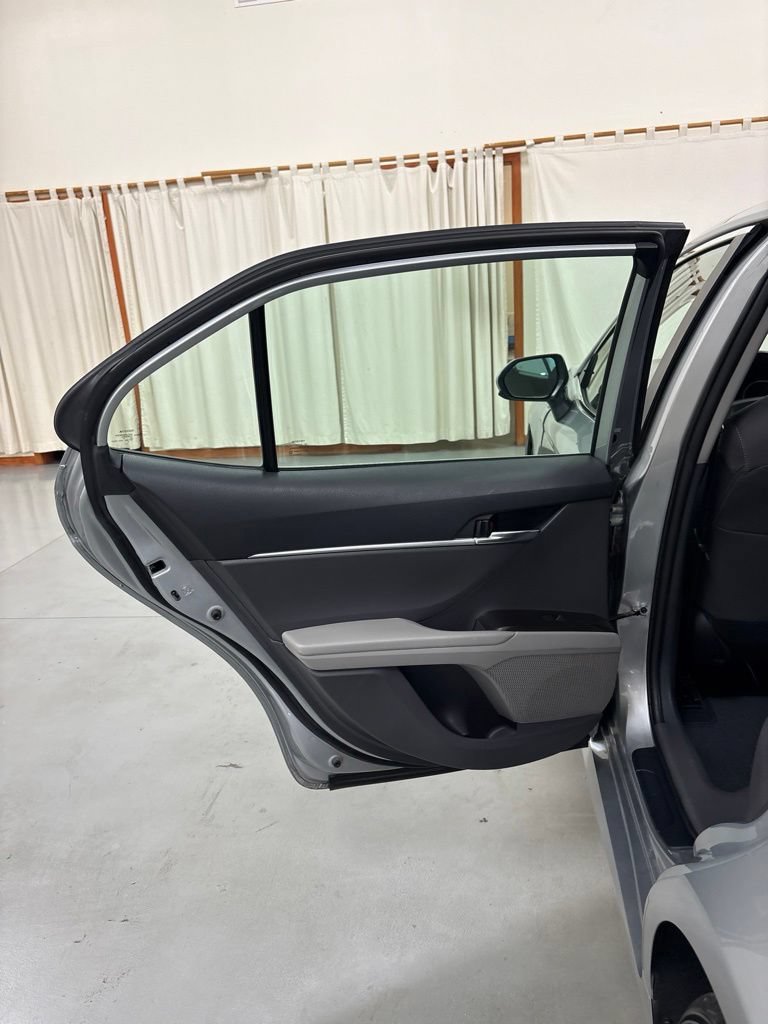 Used 2024 Toyota Camry LE FWD image 21
