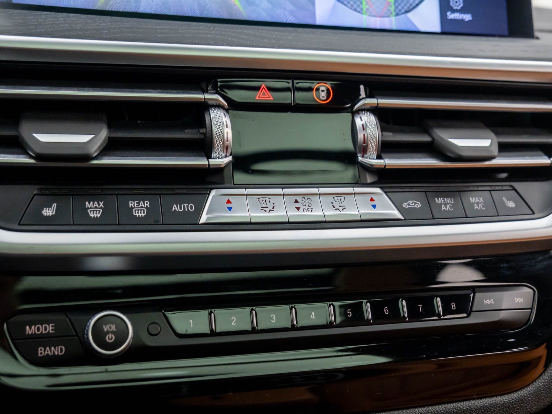 Used 2022 BMW X4 xDrive30i w/ Premium Package image 28