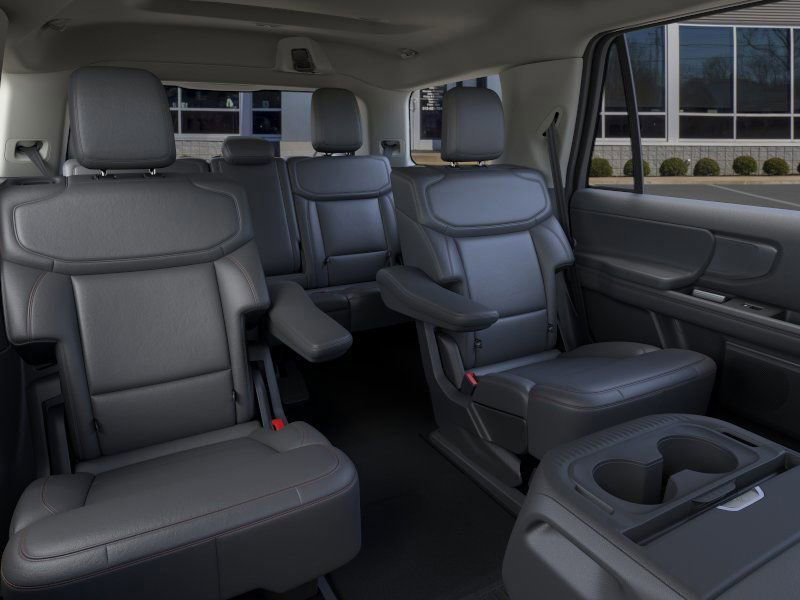 New 2026 Ford Expedition Active image 11