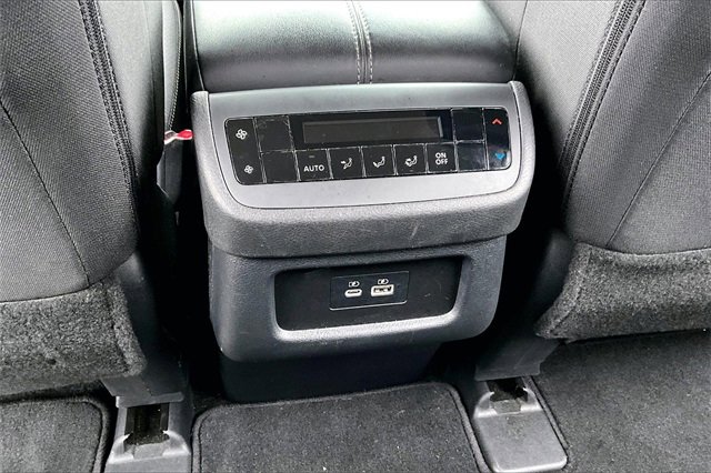 Certified 2025 Nissan Pathfinder SV image 23