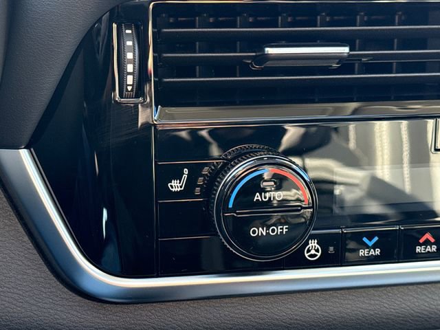 New 2026 Nissan Rogue Platinum w/ Tech Package image 28