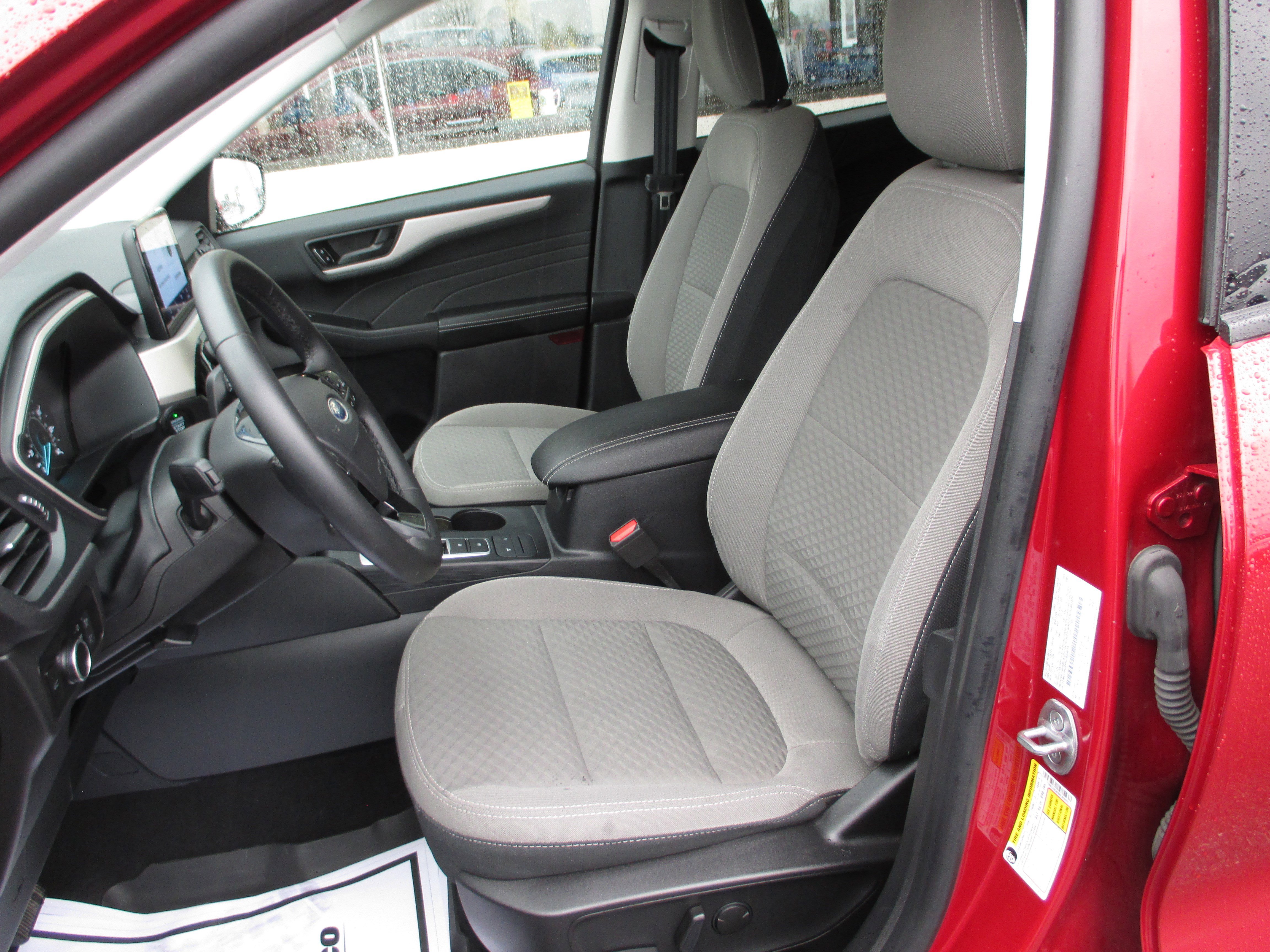 Used 2022 Ford Escape SE w/ Convenience Package image 14
