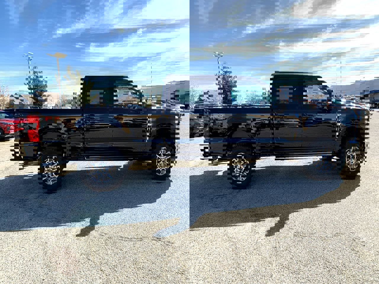 New 2025 Ford F250 Lariat w/ Lariat Ultimate Package image 8