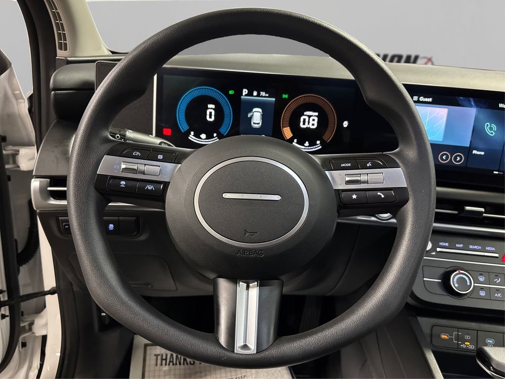 Certified 2025 Hyundai Tucson SE image 24