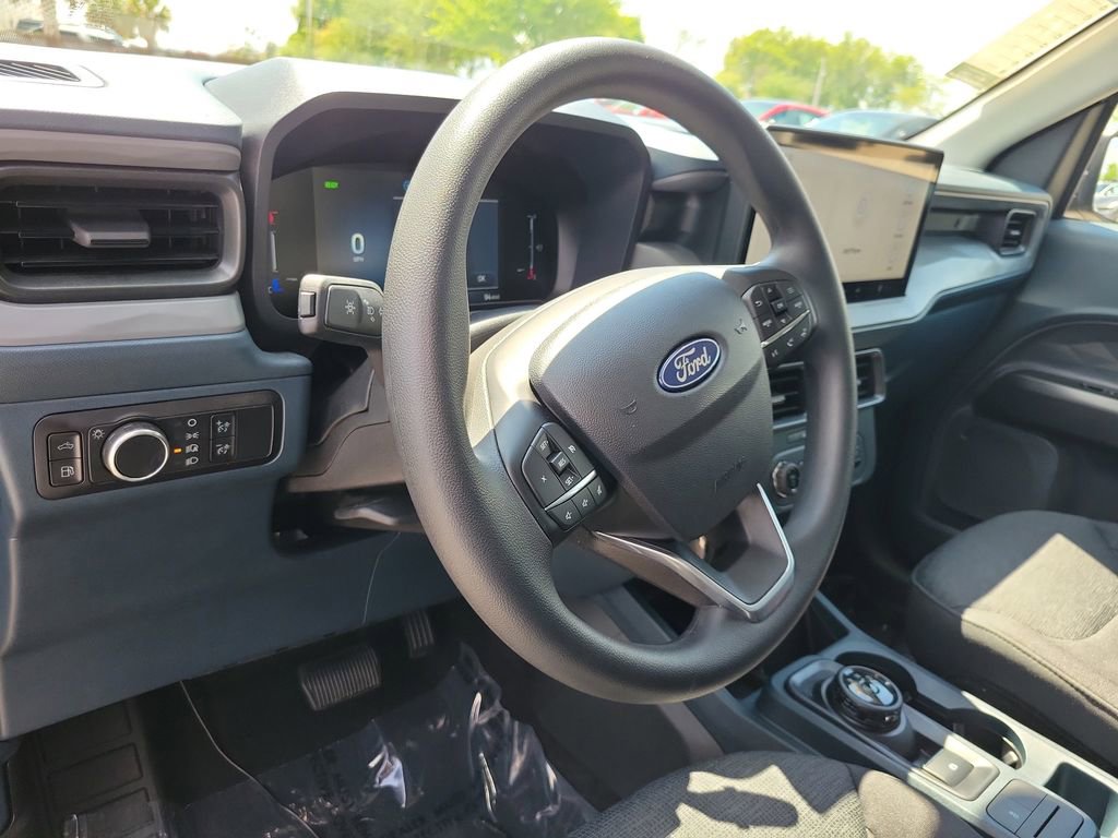 Used 2025 Ford Maverick XL image 15