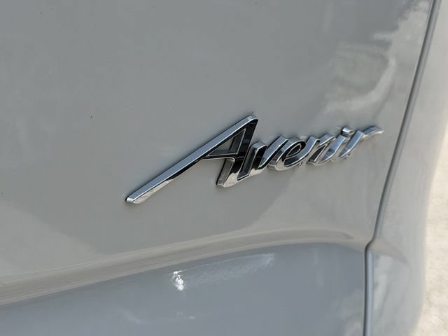 Used 2024 Buick Enclave Avenir w/ Avenir Technology Package AWD/4WD image 18