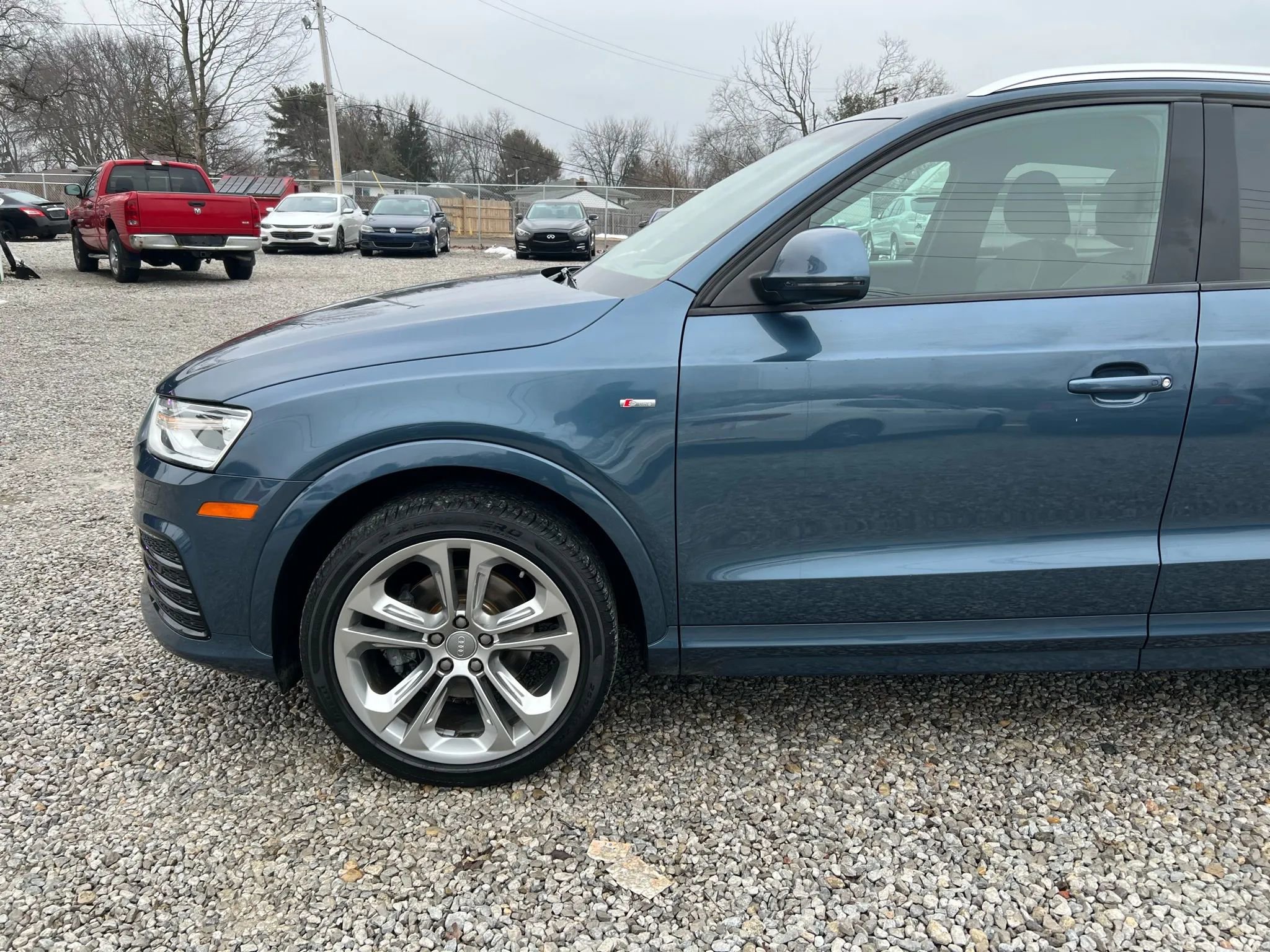 Used 2018 Audi Q3 2.0T Premium w/ Convenience Package image 4