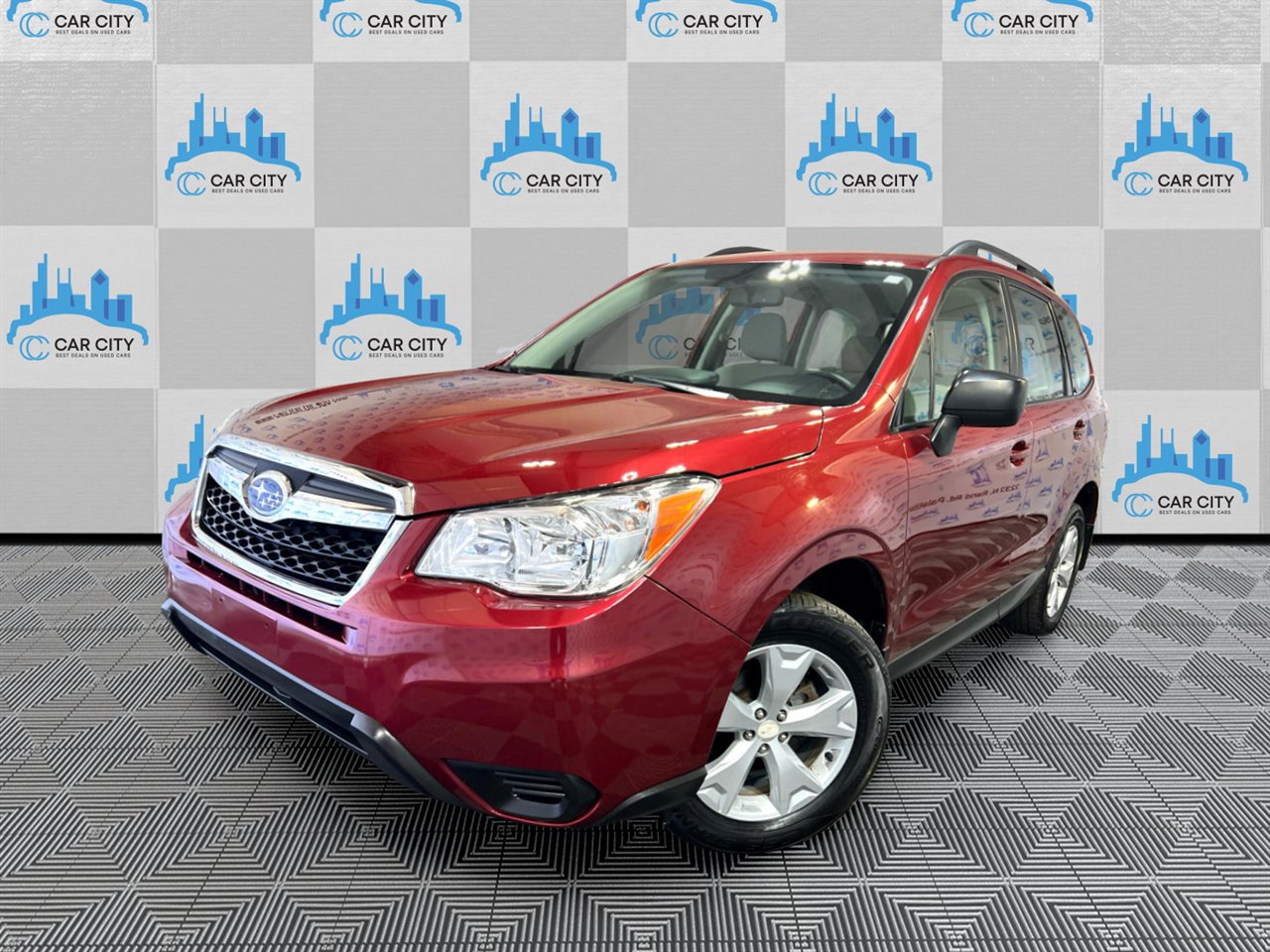 Used 2016 Subaru Forester 2.5i w/ Alloy Wheel Package