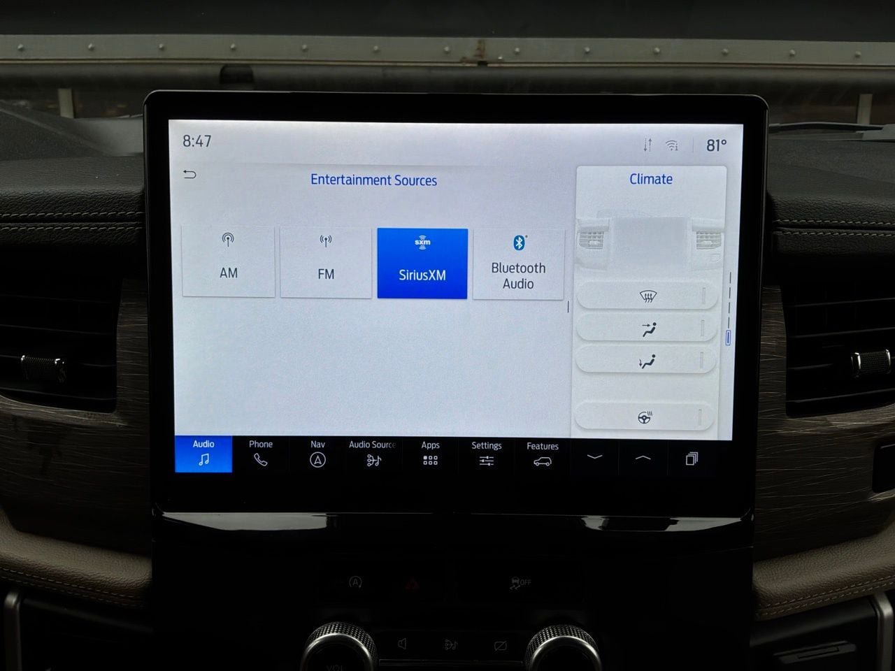 Used 2024 Ford Expedition Limited AWD/4WD image 36