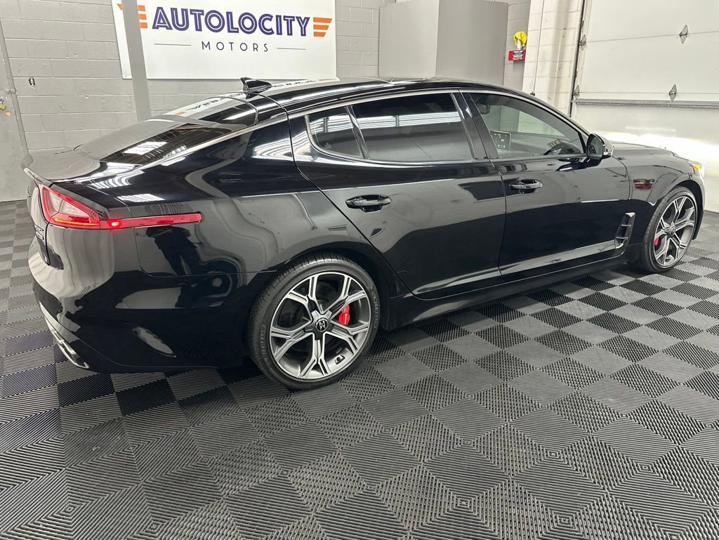 Used 2020 Kia Stinger GT1 AWD/4WD image 11
