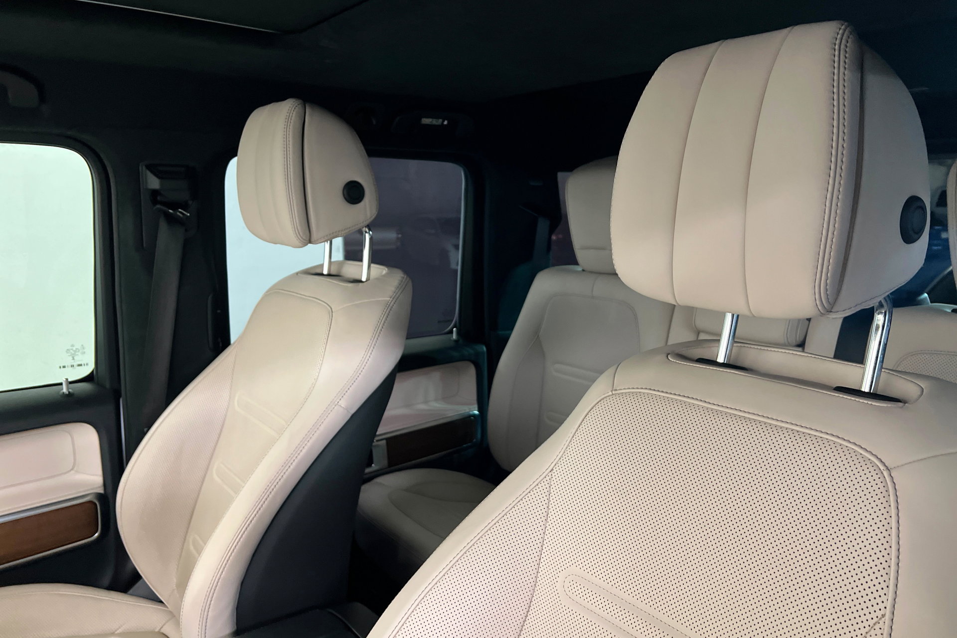 Used 2024 Mercedes-Benz G 550 image 16