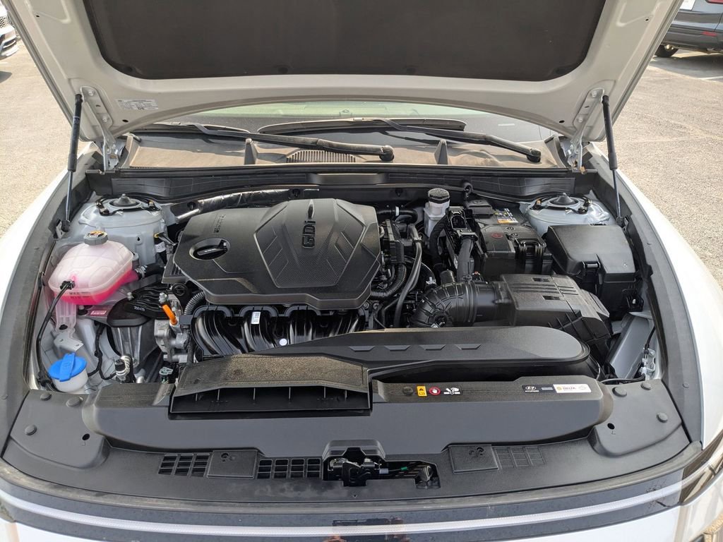 Used 2025 Hyundai Sonata SEL FWD image 27