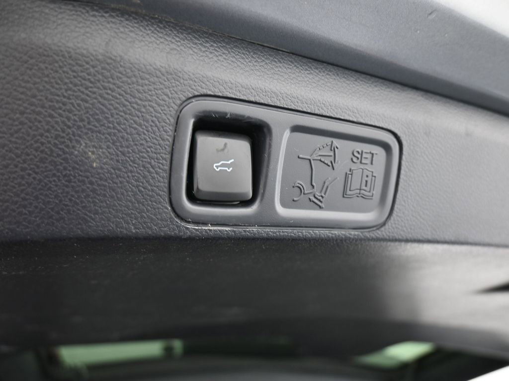 Used 2023 Ford Expedition Max Limited image 48