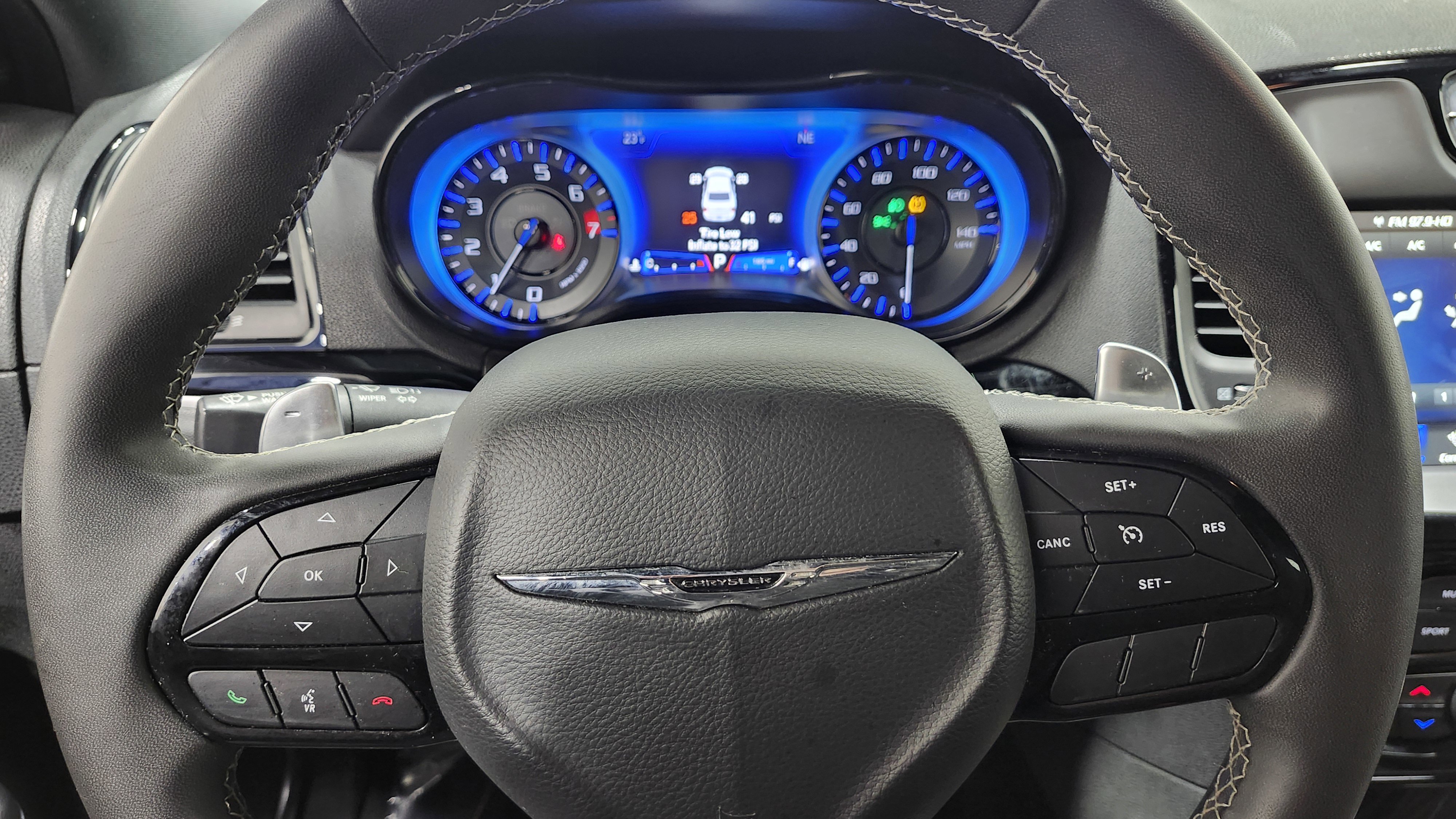 Used 2023 Chrysler 300 S image 29