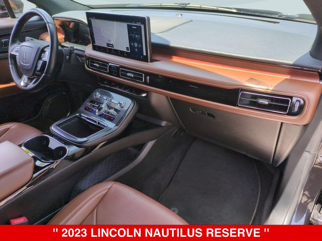 Used 2023 Lincoln Nautilus Reserve w/ Monochromatic Package AWD/4WD image 23