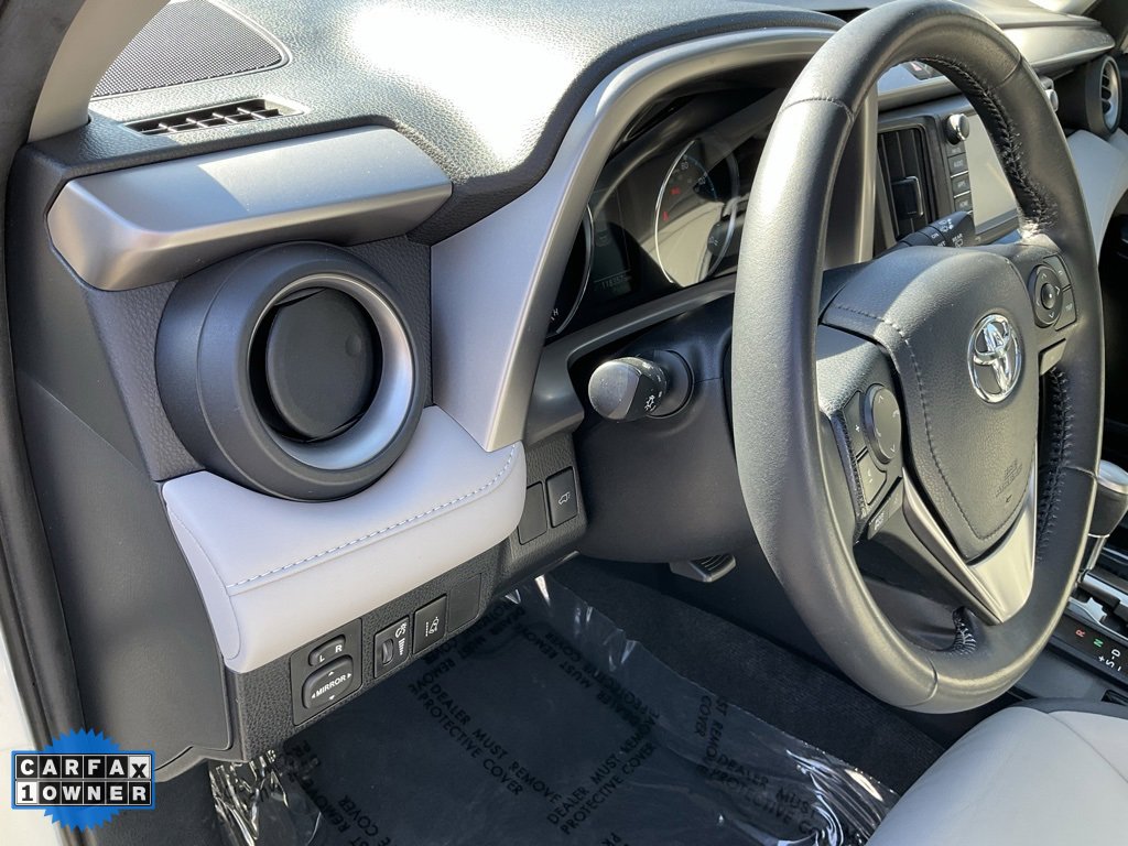 Used 2017 Toyota RAV4 Limited image 20
