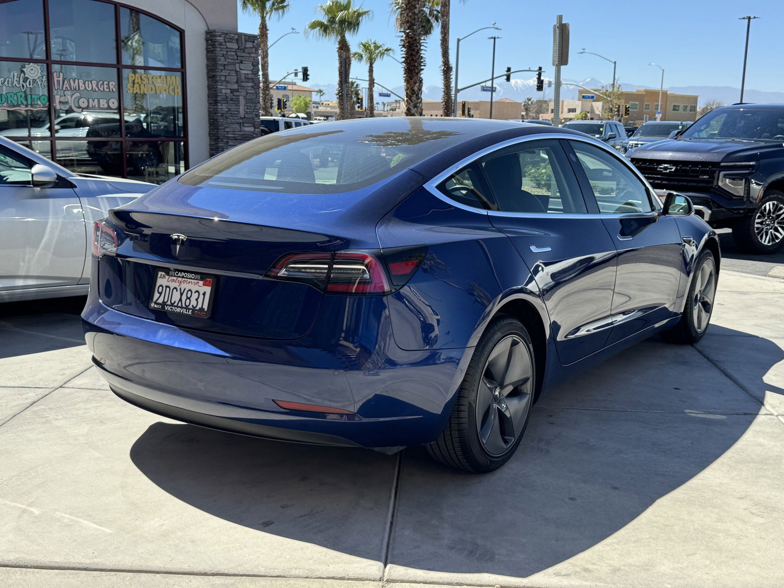 Used 2019 Tesla Model 3 Standard Range Plus image 6