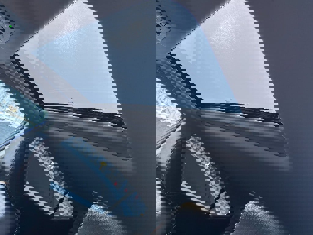 Used 2024 Nissan Altima 2.5 SR w/ SR Premium Package image 16