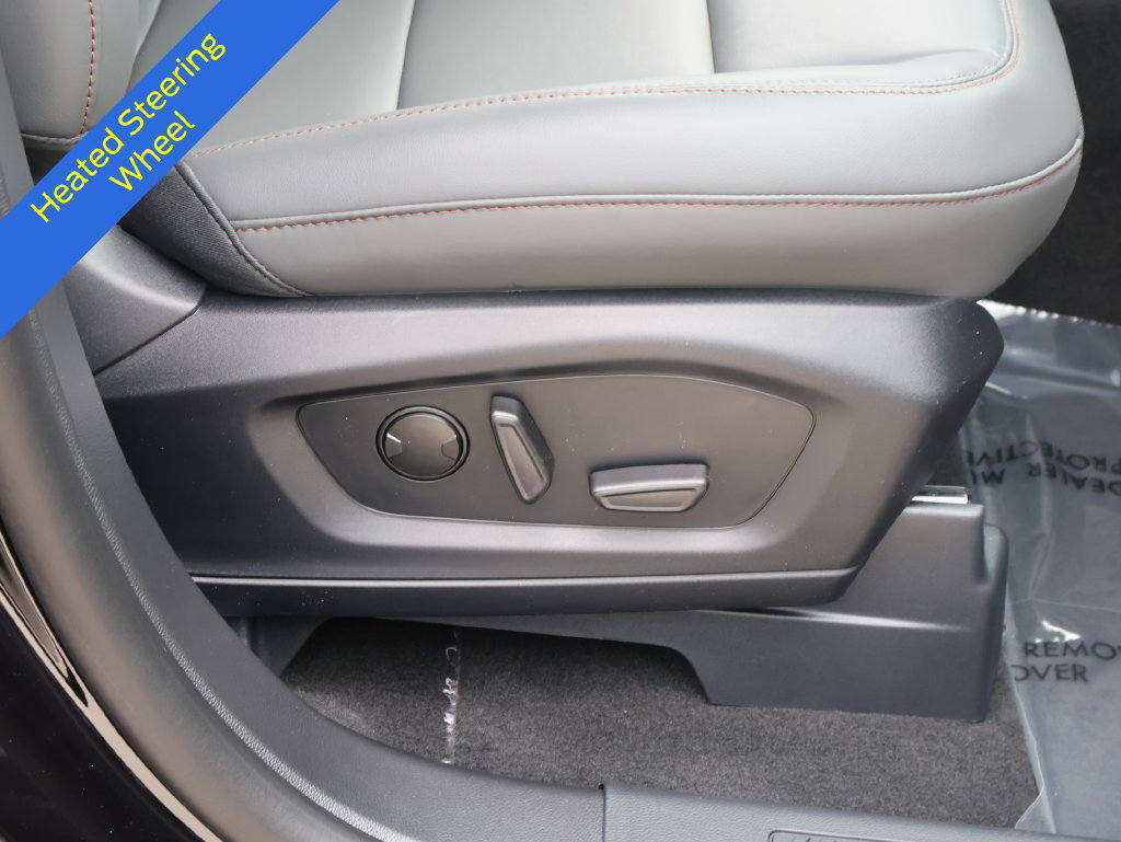 New 2026 Ford Explorer Active w/ Active Comfort Package AWD/4WD image 10