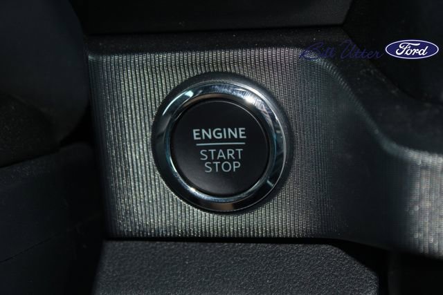 Certified 2025 Ford F250 Platinum w/ FX4 Off-Road Package image 23