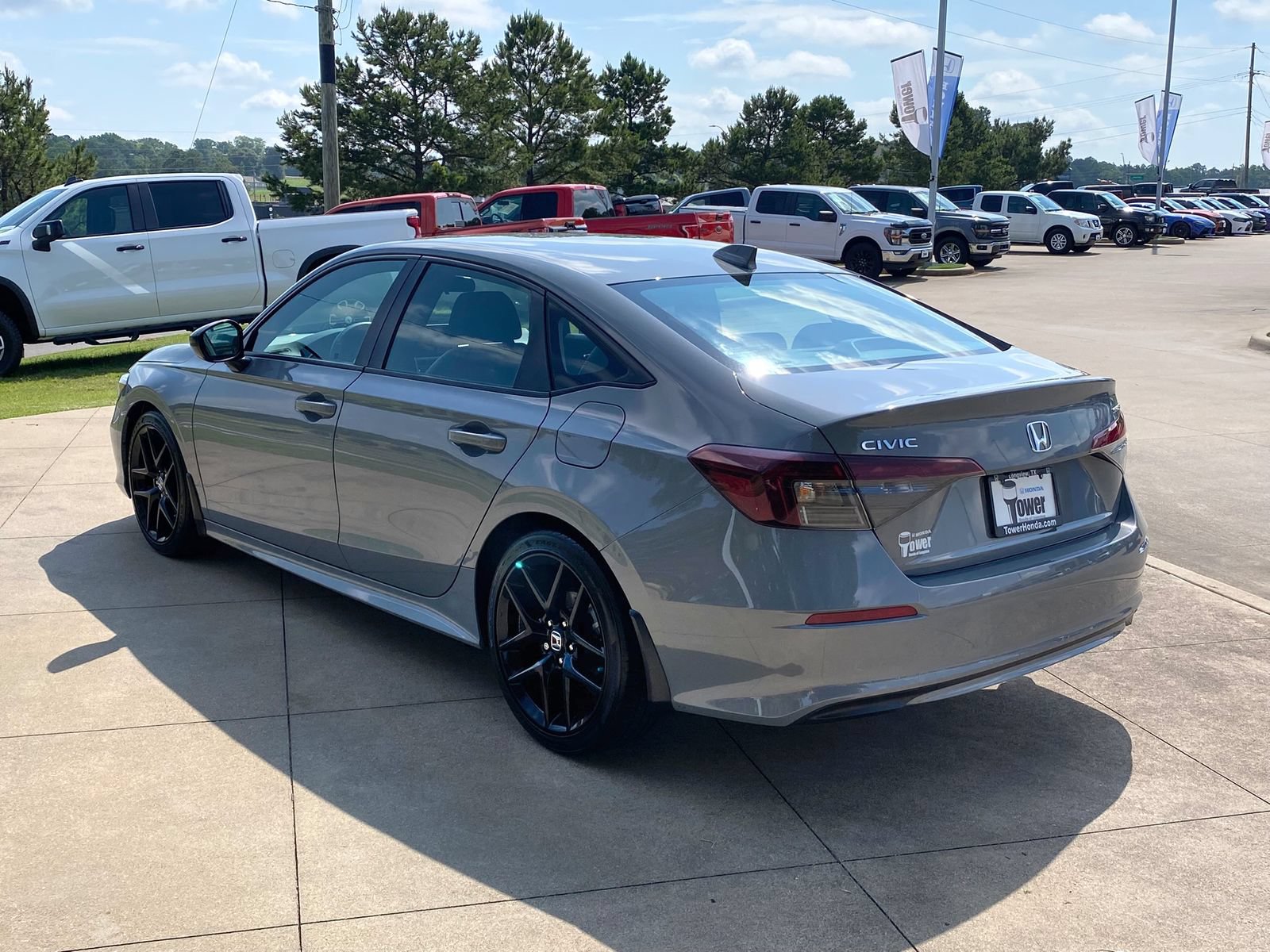 Used 2025 Honda Civic Sport image 4