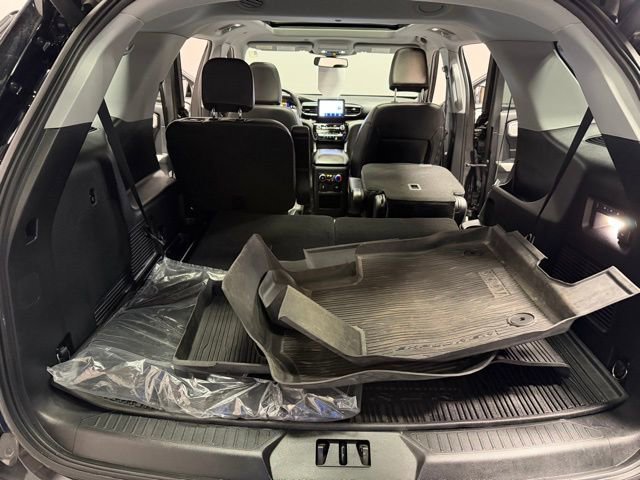 Used 2021 Ford Explorer Limited w/ Hybrid Equipment Group 310A AWD/4WD image 27