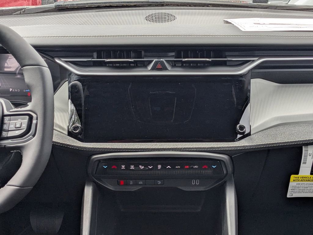 New 2026 Jeep Cherokee Laredo image 18