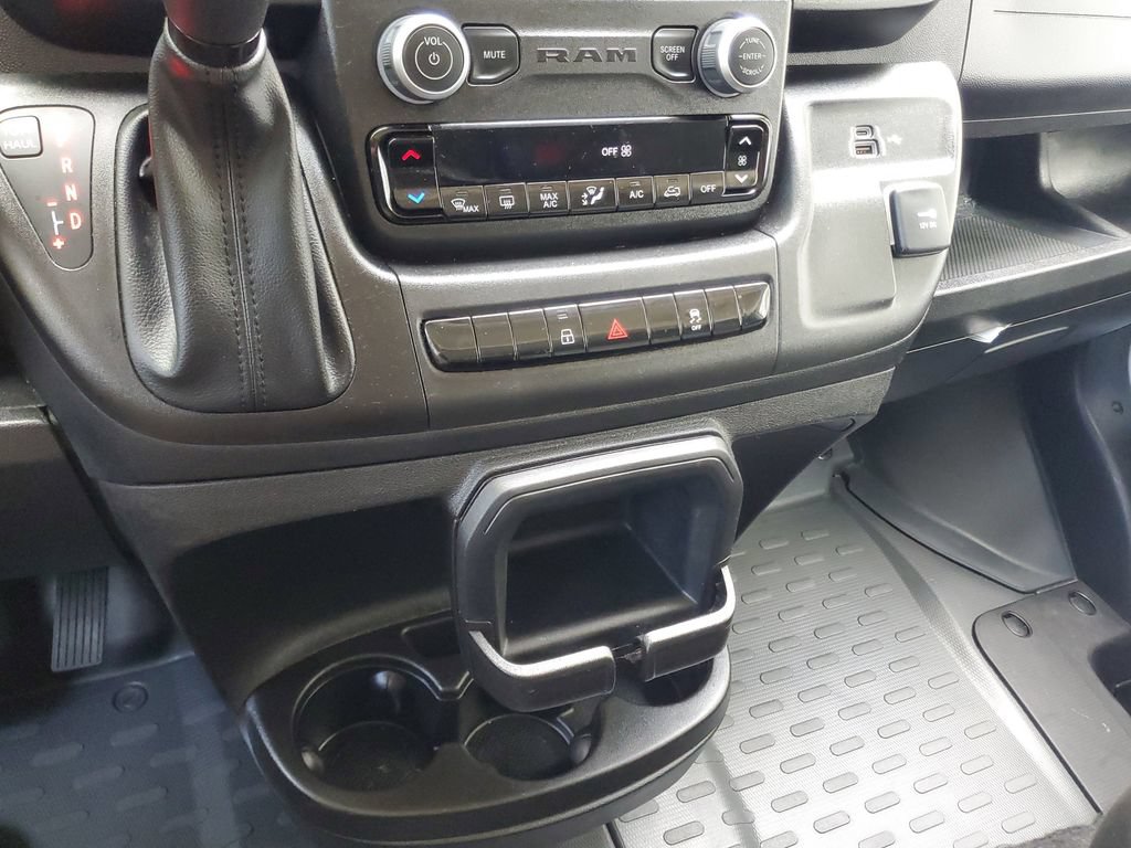 Used 2025 RAM ProMaster 2500 w/ Convenience Group FWD image 21