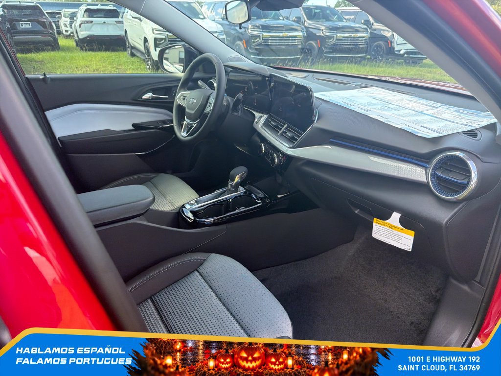 New 2026 Chevrolet Trax LT w/ Driver Confidence Package FWD image 31