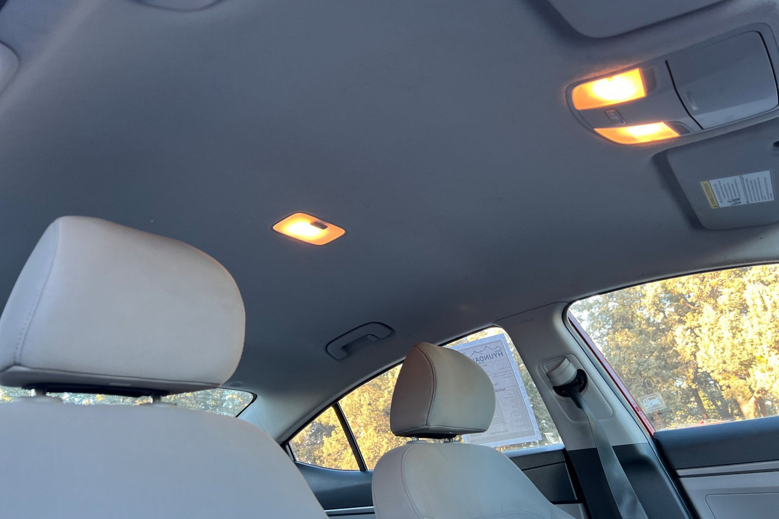 Used 2017 Hyundai Elantra SE image 20